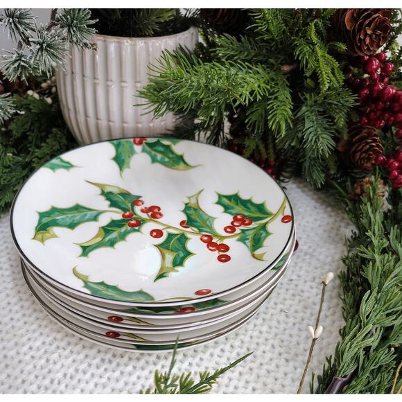Restoration Hardware “Holly” Plates – Set of 6 in Original Box (Christmas 2001) - Picture 2 of 10